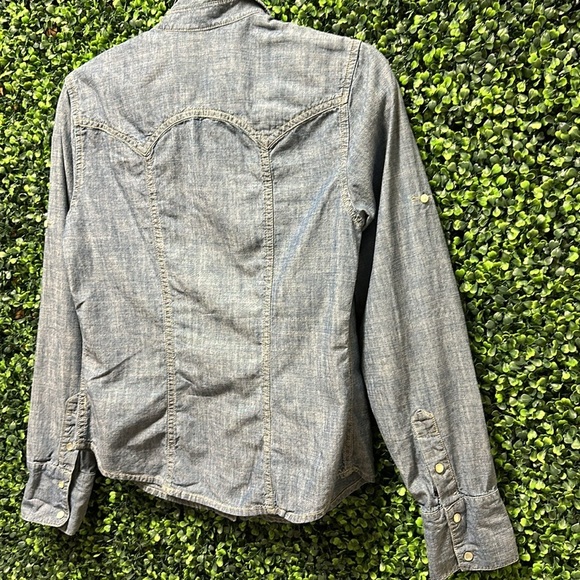Gap S shirt Blue Chambray Western Denim cowboy - Picture 6 of 7